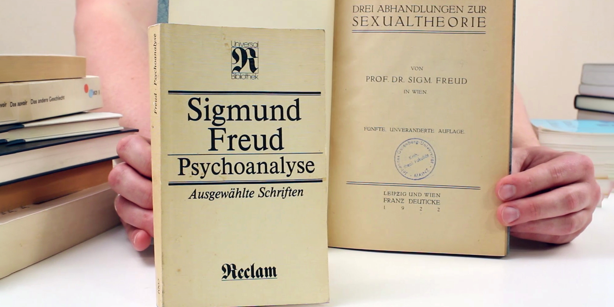 Standbild aus Filme erklären
